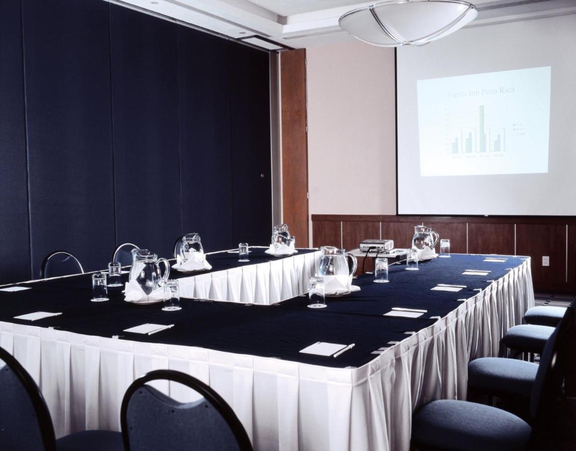 Fiesta Inn Toluca Centro Екстер'єр фото
