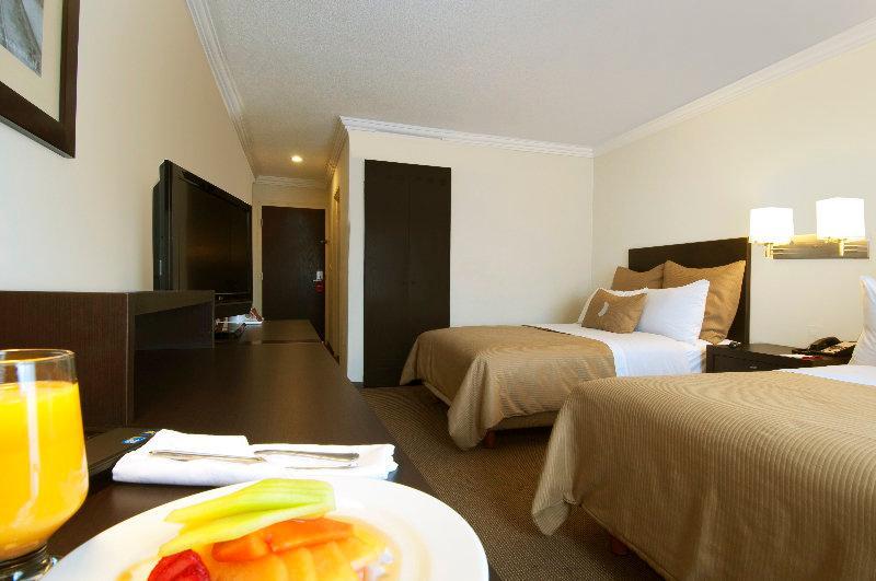 Fiesta Inn Toluca Centro Екстер'єр фото