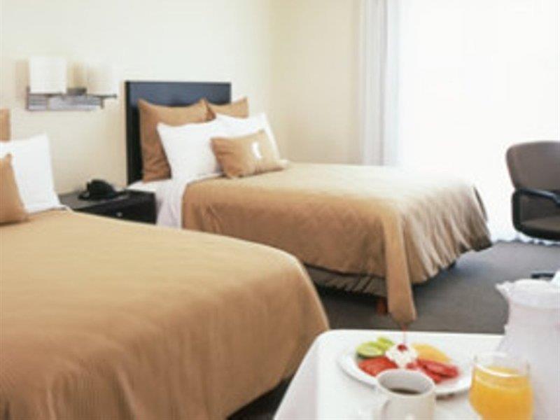 Fiesta Inn Toluca Centro Екстер'єр фото